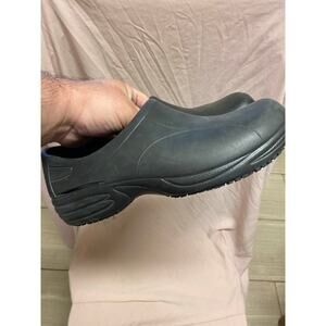 New Without Tags Tredsafe Unsex Clogs Size Mens 8 women’s 9 W
